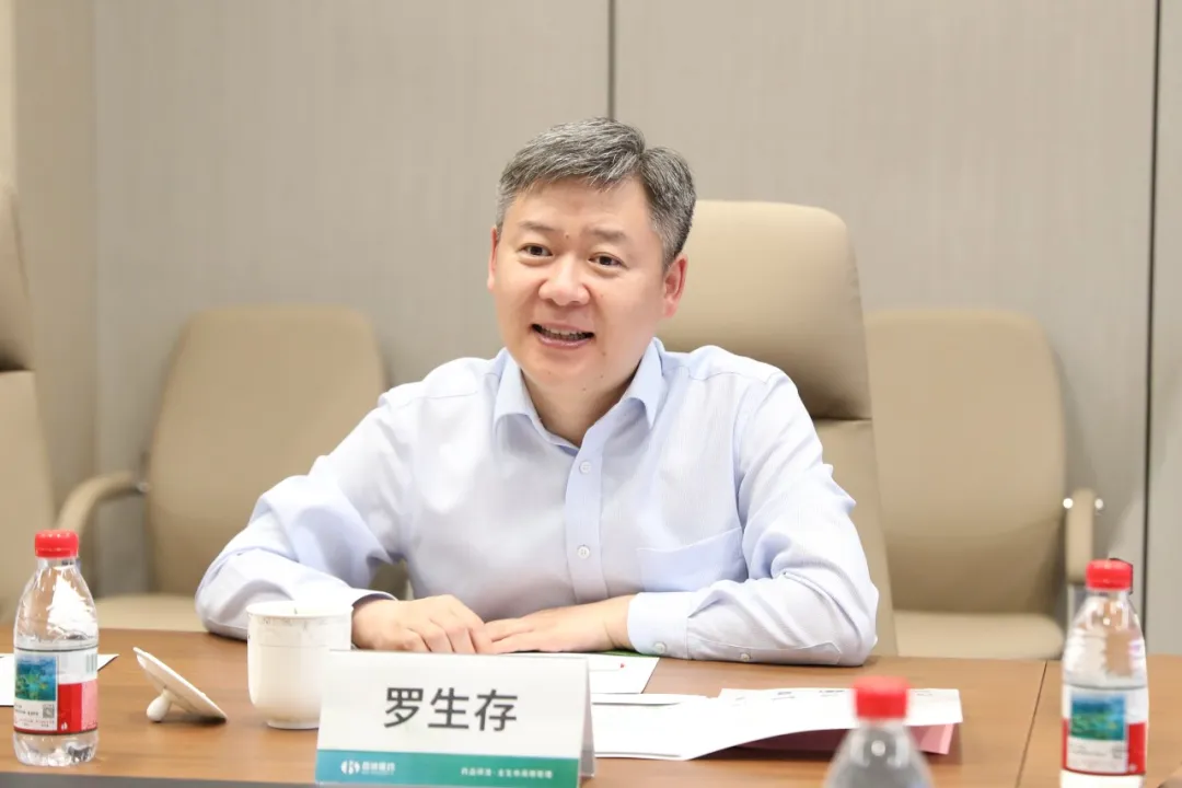 17611895762379636V2e.png 649cc96d-551e-4e67-9aba-dfb9afbb552d.png